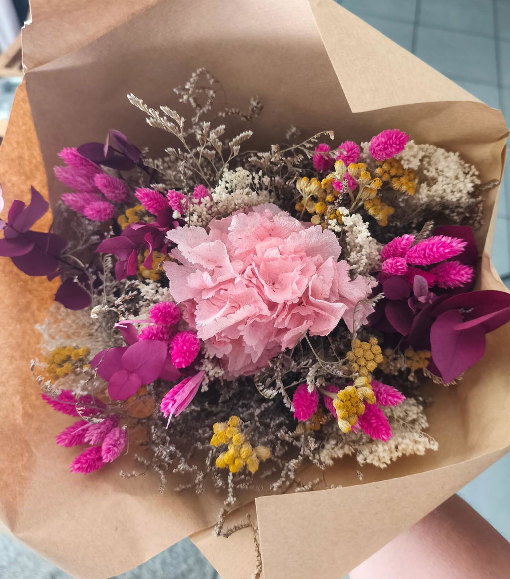 Flowrette Fleurs séchées Bouquet Edgar bouquet séché fuchsia