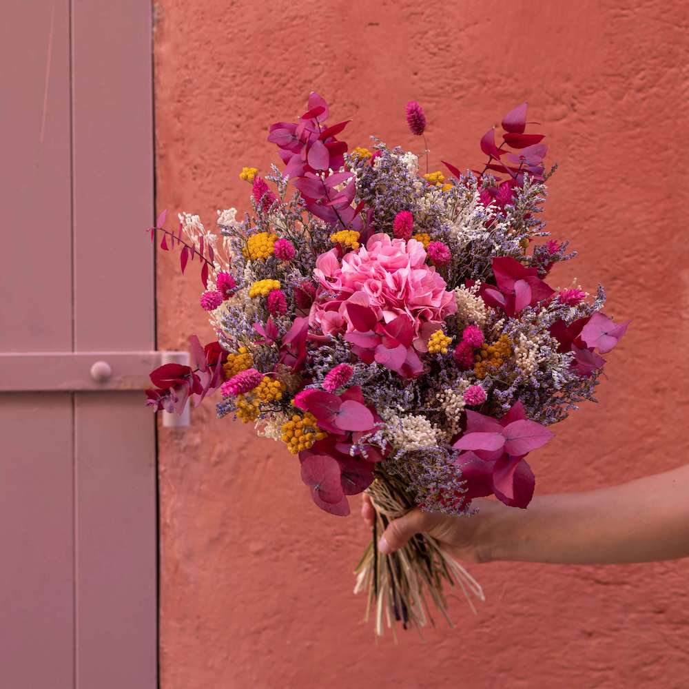 Flowrette Emile bouquet fleurs séchées taille M hortensia rose