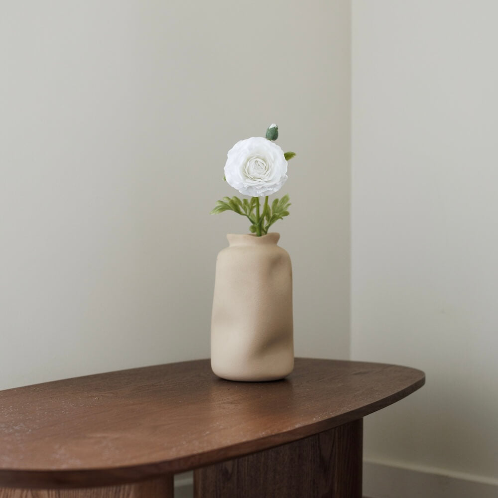 Flowrette Renoncule blanc tige artificielle Real Touch x1
