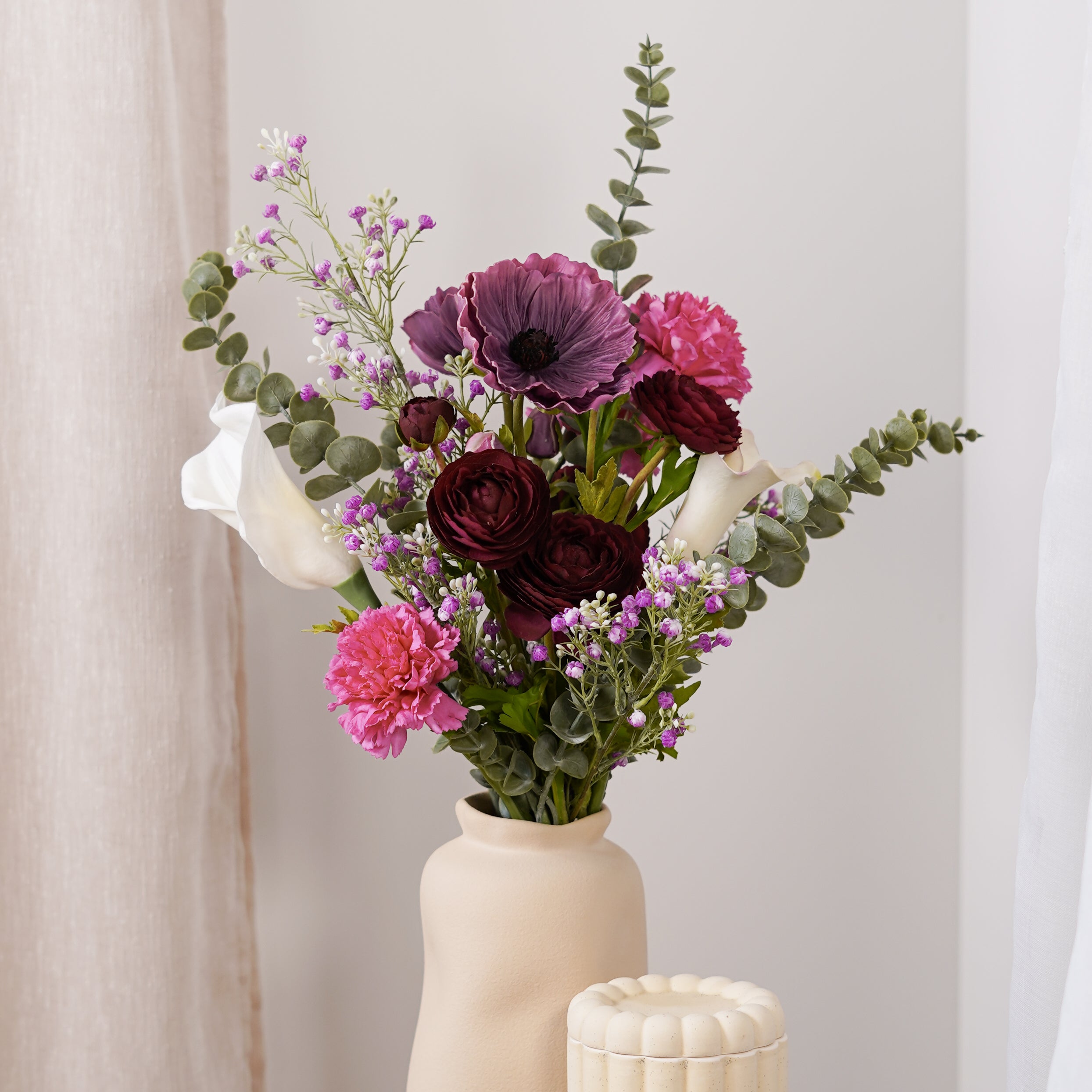 Flowrette Emeline bouquet artificiel blanc violet durable