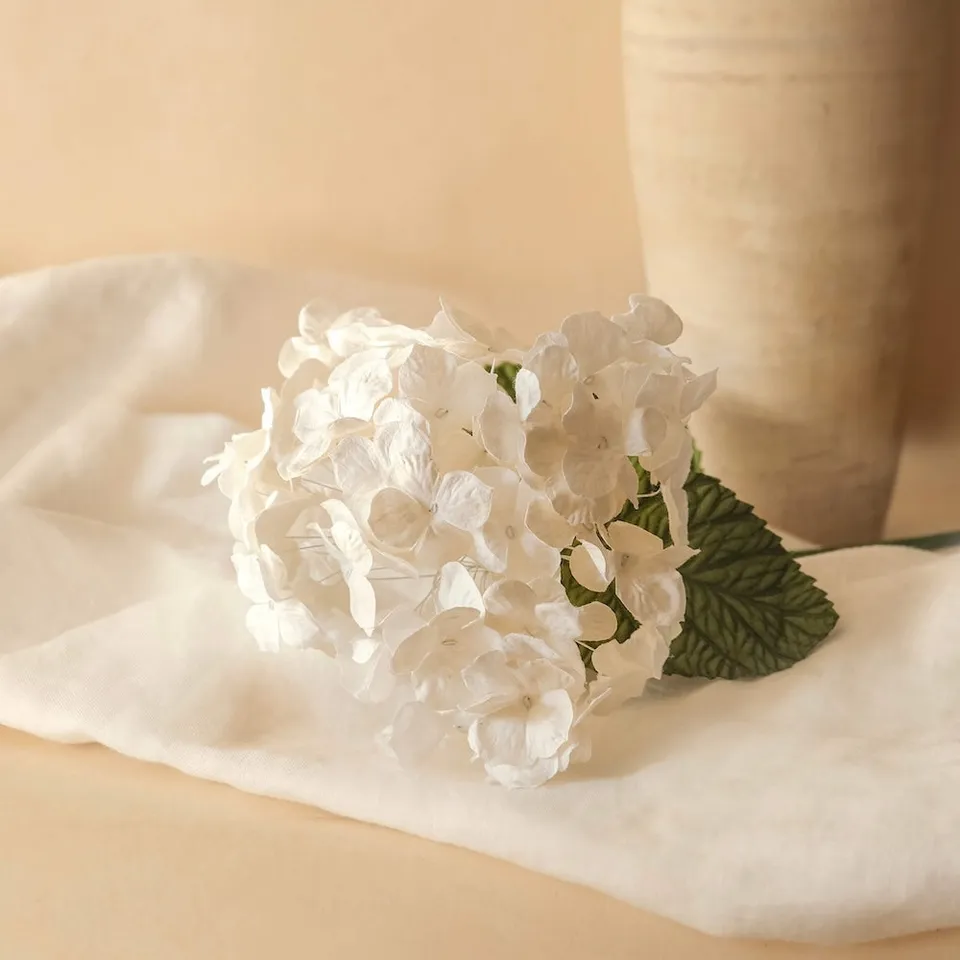 Flowrette Fleurs en papier Hortensia blanc fleur papier x1 durable