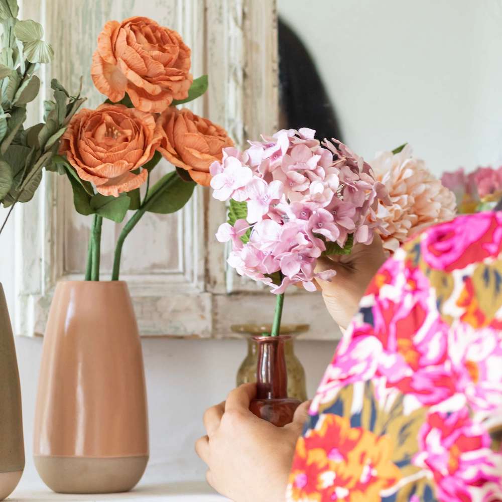 Flowrette Harmony vase corail grès mat taille S