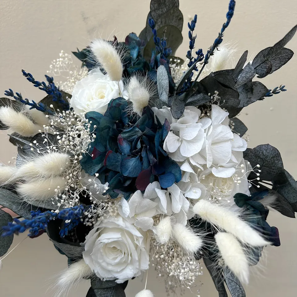 Ateliers Ouchamp Carrousel bouquet mariée stabilisé blanc 25 cm