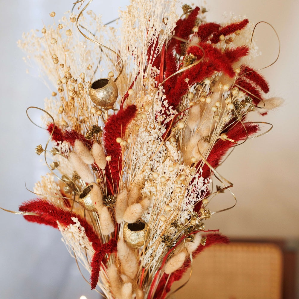 Flowrette Noël Bouquet de Noël de face fleurs séchées rouge doré