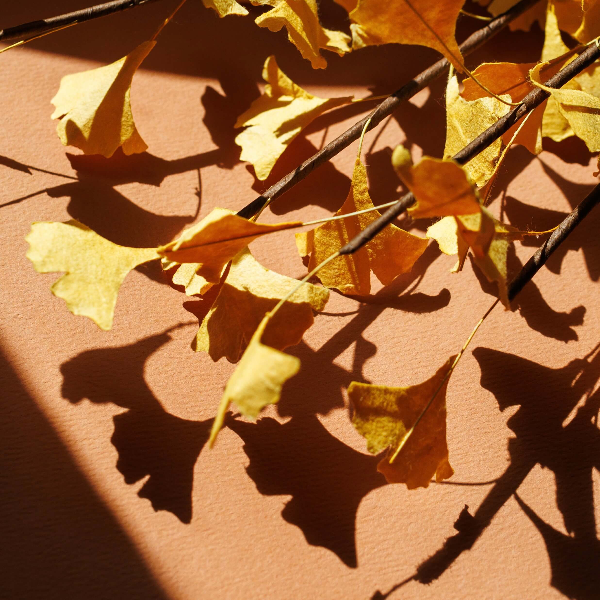 Flowrette Gingko branche papier jaune x1