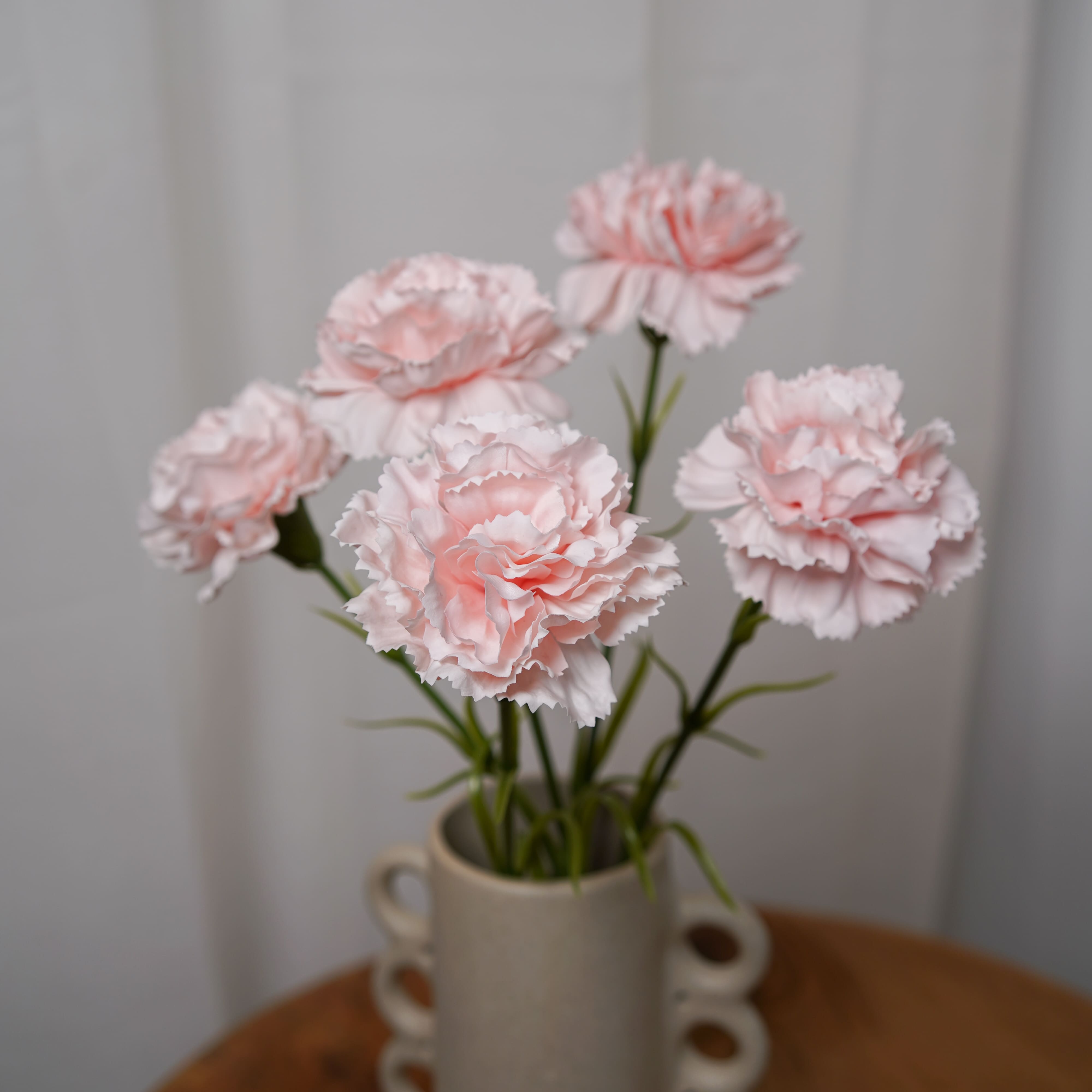Flowrette Oeillet fleur artificielle rose poudré x1 Real Touch