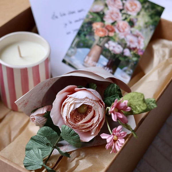 Flowrette Pink Floral Glossy coffret fleurs papier rose