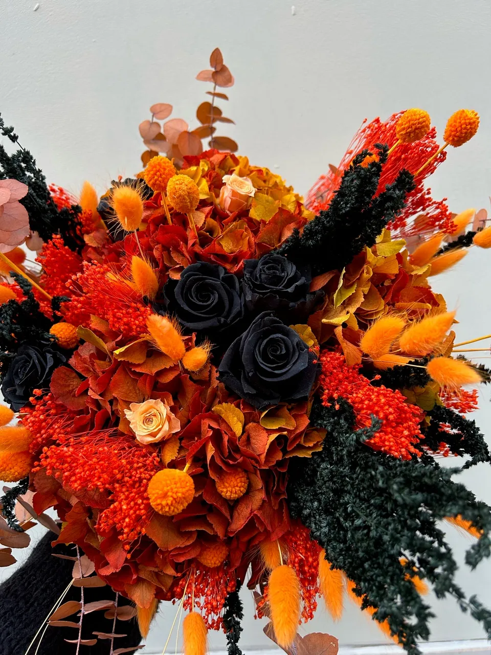 Ateliers Ouchamp Bouquets Halloween bouquet 45 cm roses noires