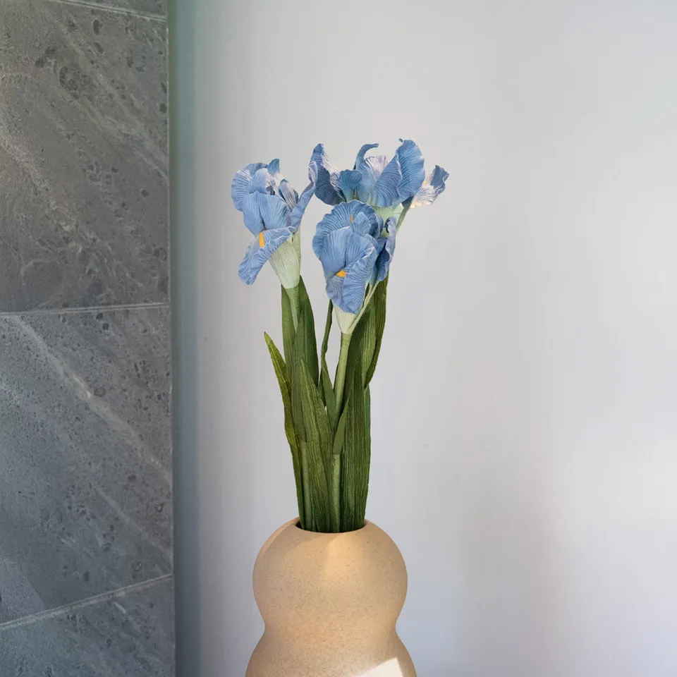 Flowrette Fleurs en papier Iris bleu x1 éternelle