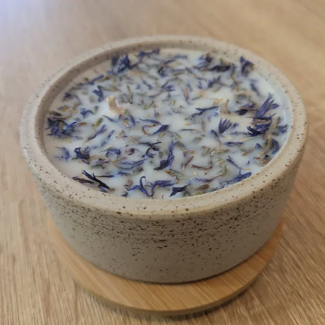 Nymaya Tournette bougie parfumée lavande fleurs séchées