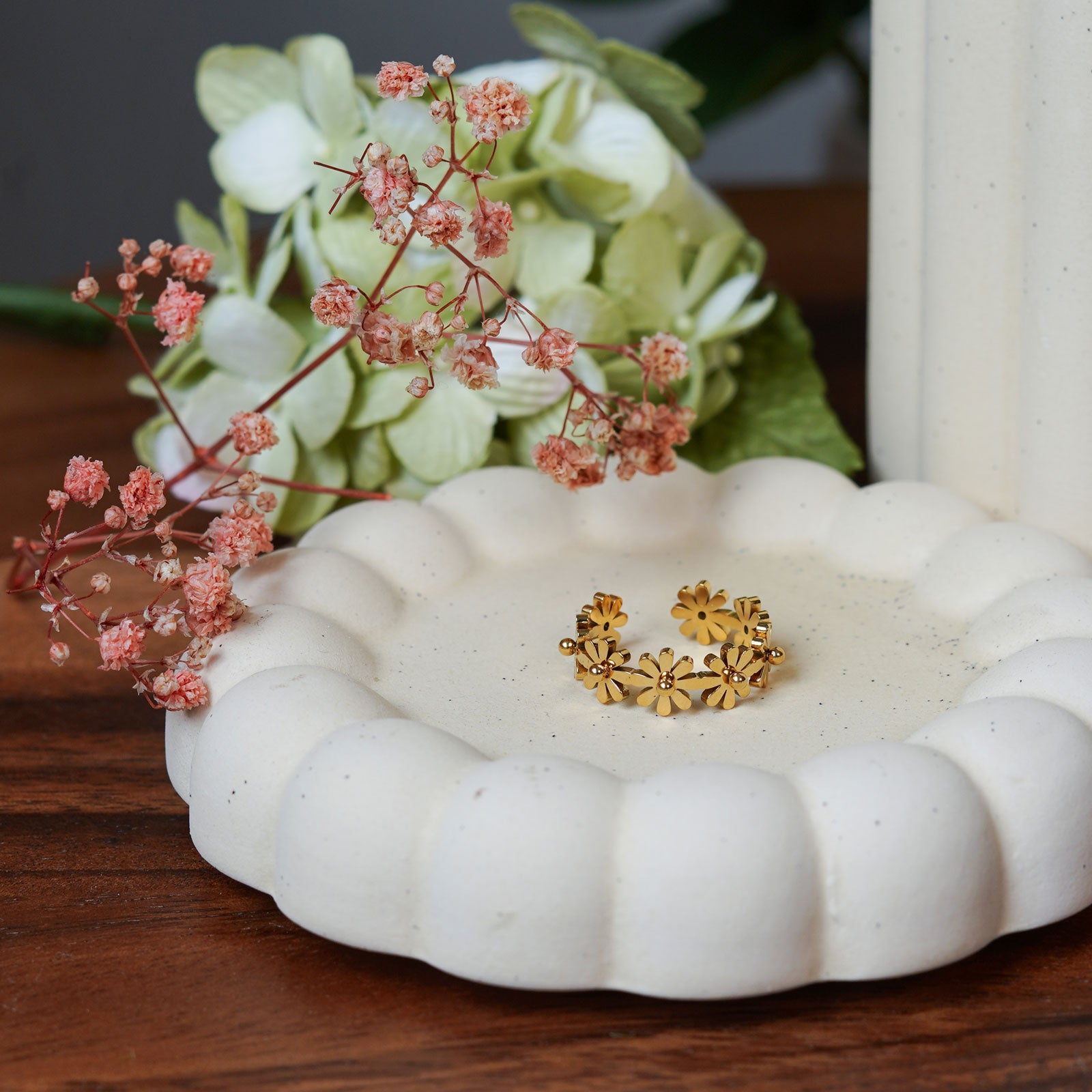 Flowrette Marguerite bague fleur dorée écrin cadeau