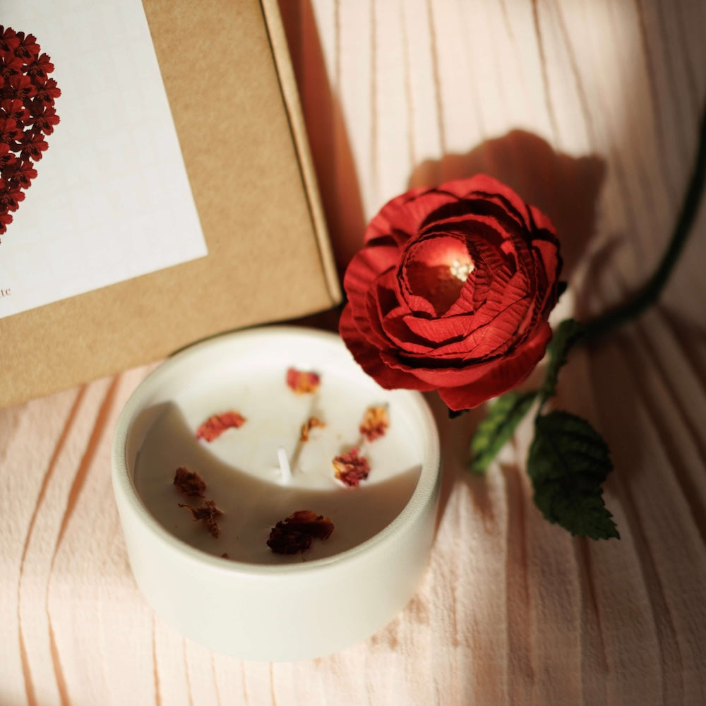 Flowrette L'Étincelle coffret bougie rose sauvage + rose papier