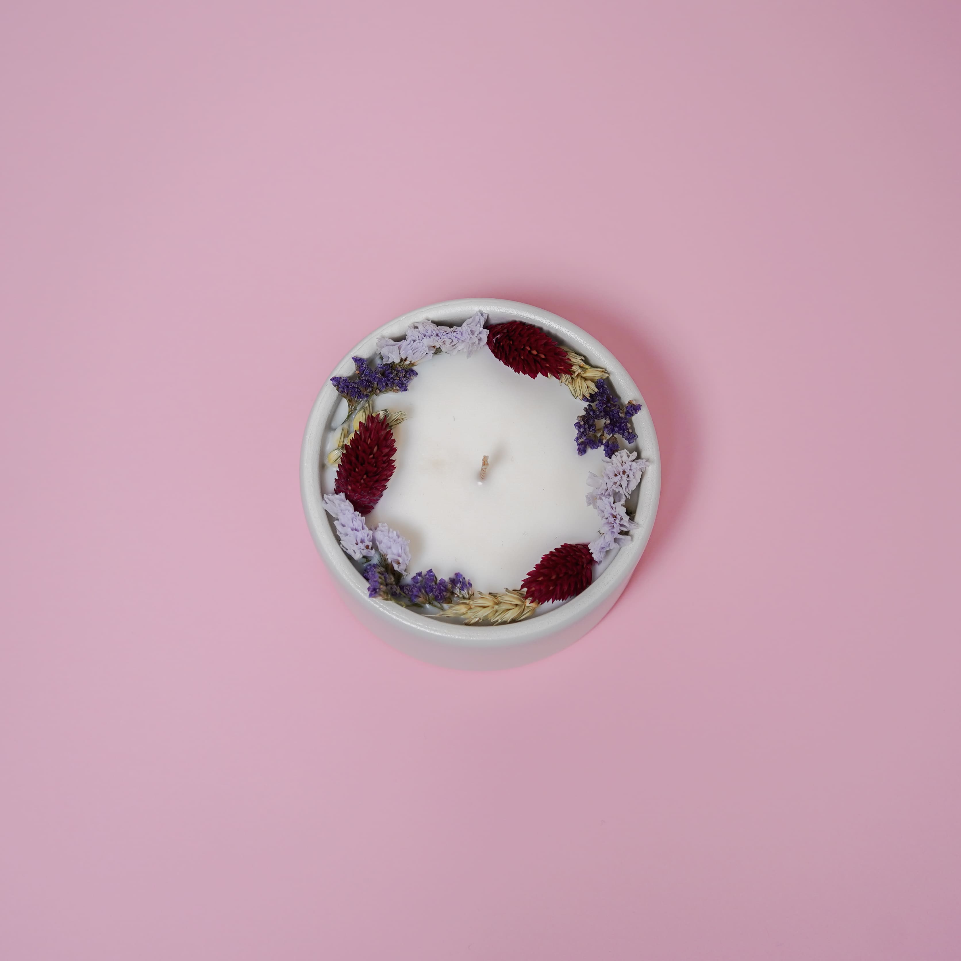 Flowrette Bougie fleurie cerise noire parfumée