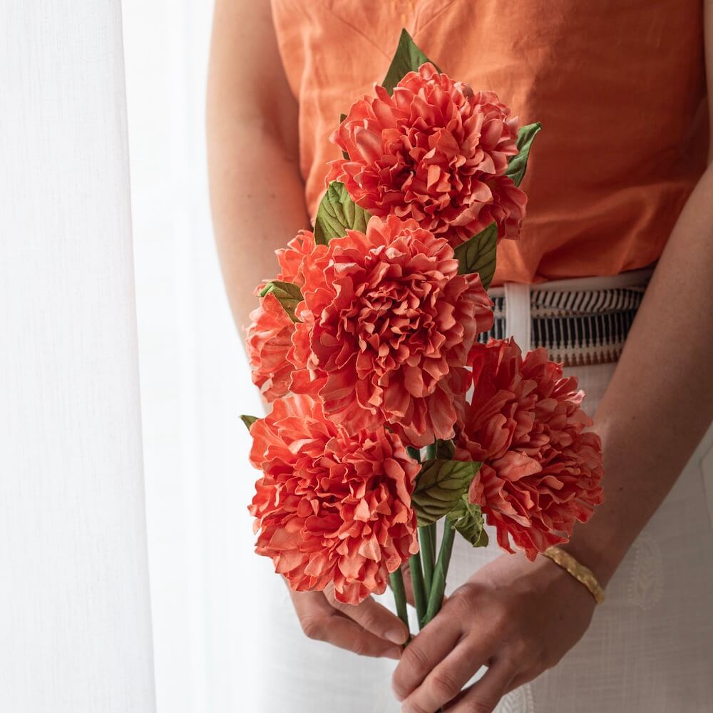 Flowrette Dahlia en papier grenade fleur tige x1 sans entretien