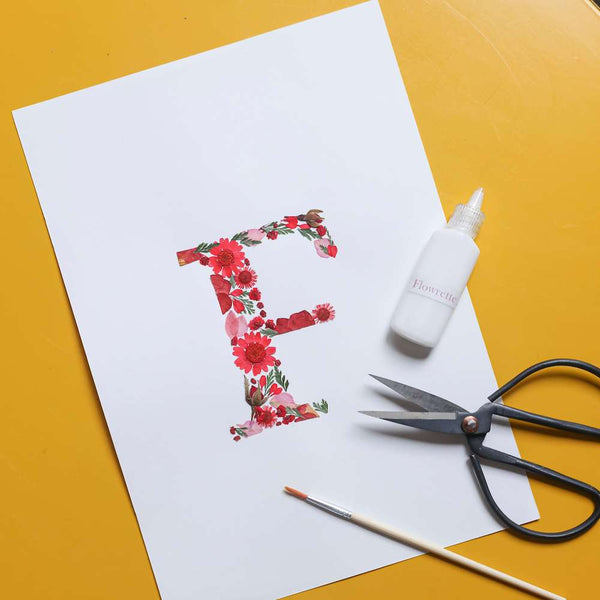 Flowrette Herbier Kit DIY lettre rouge fleurs pressées