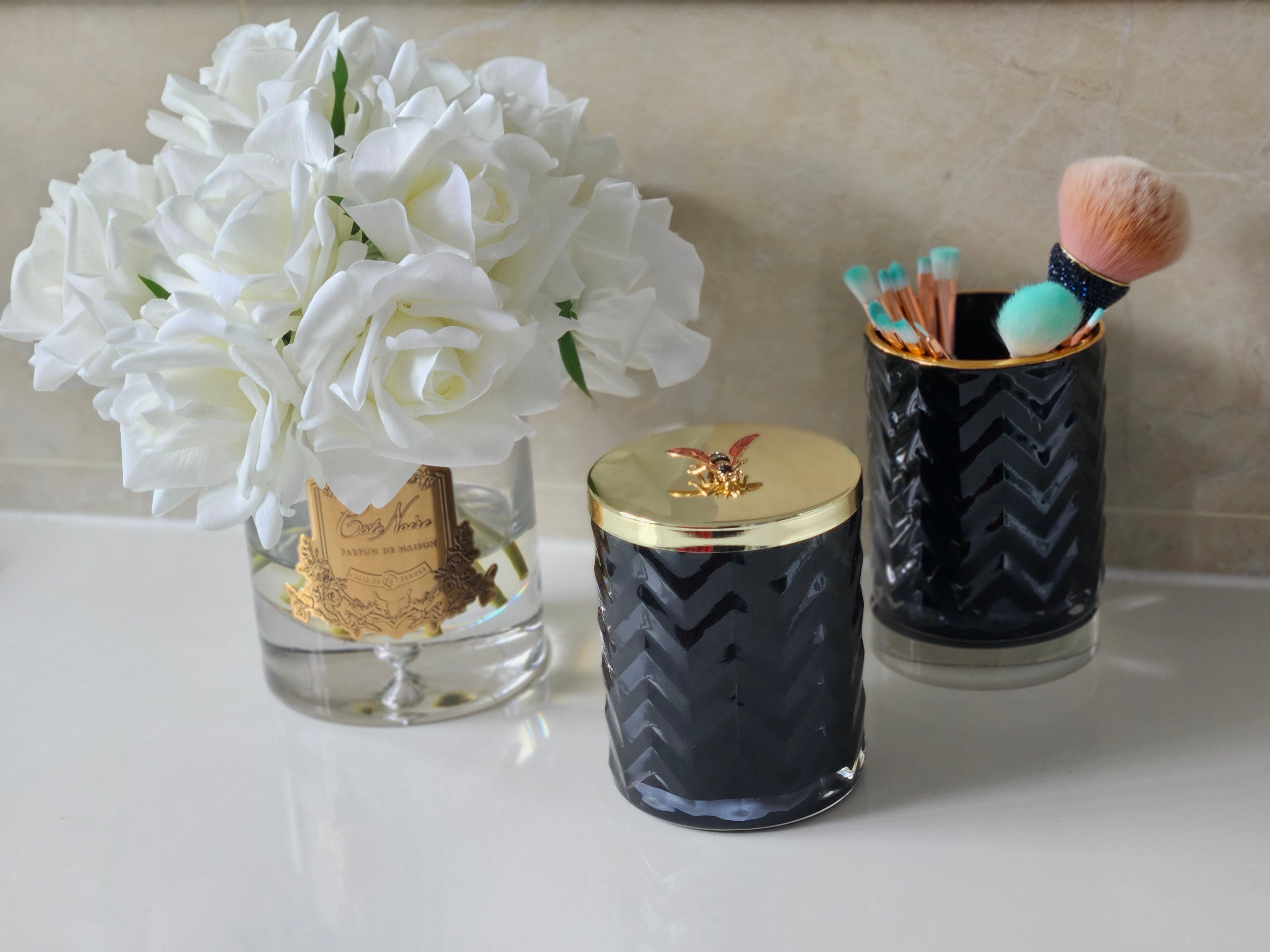 Côte Noire Herringbone HCG02 bougie parfumée noire et or 600g