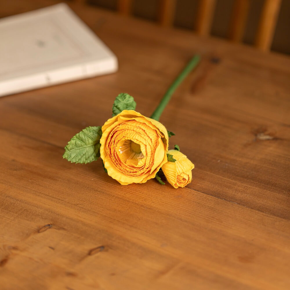 Flowrette Fleurs en papier Rose Queen fleur papier jaune x1