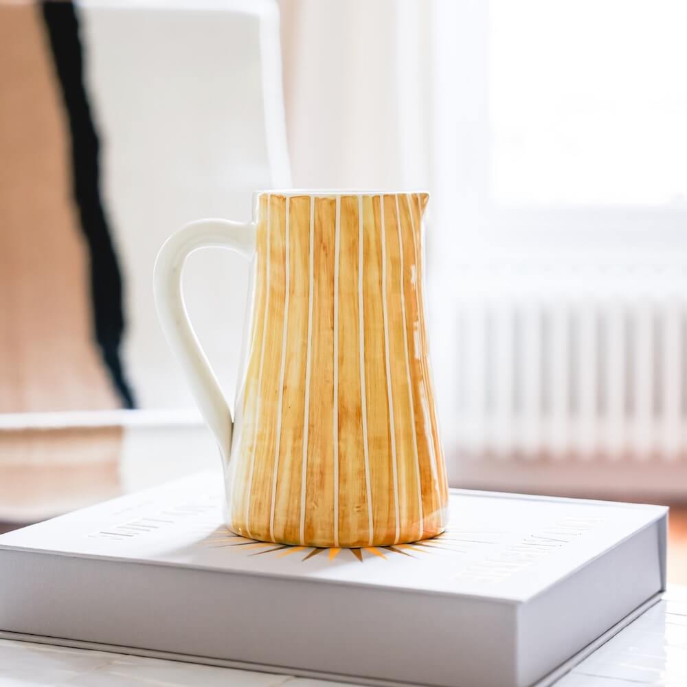 Flowrette Pichet rayé jaune céramique fait main taille M