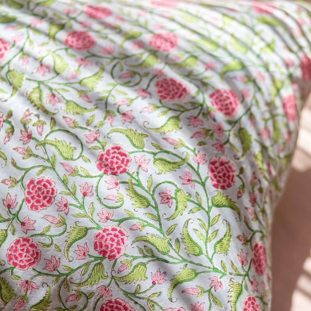 Flowrette Morena housse de coussin imprimé rose block print
