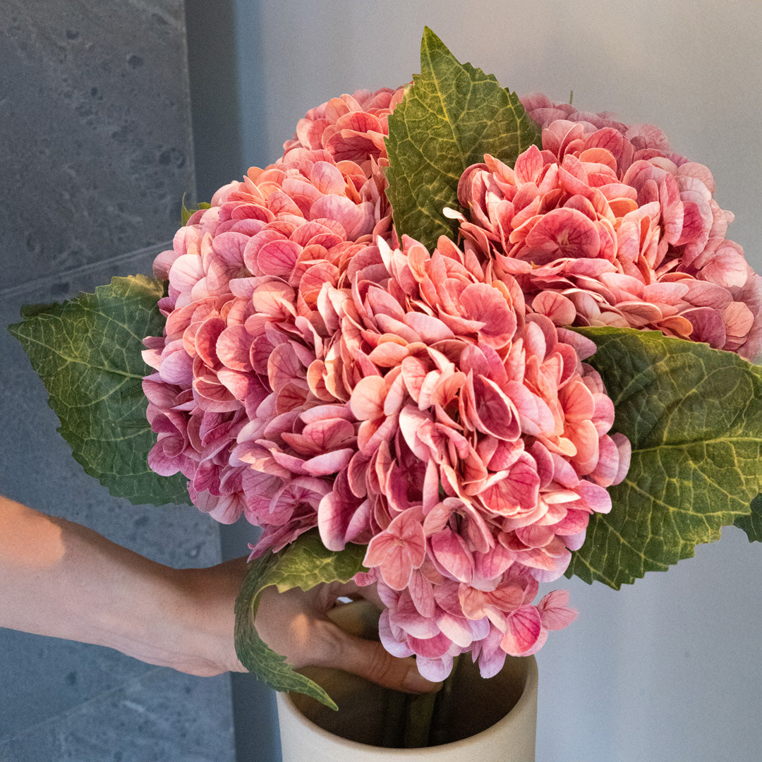Flowrette Real Touch hortensia artificiel rose foncé tige x1