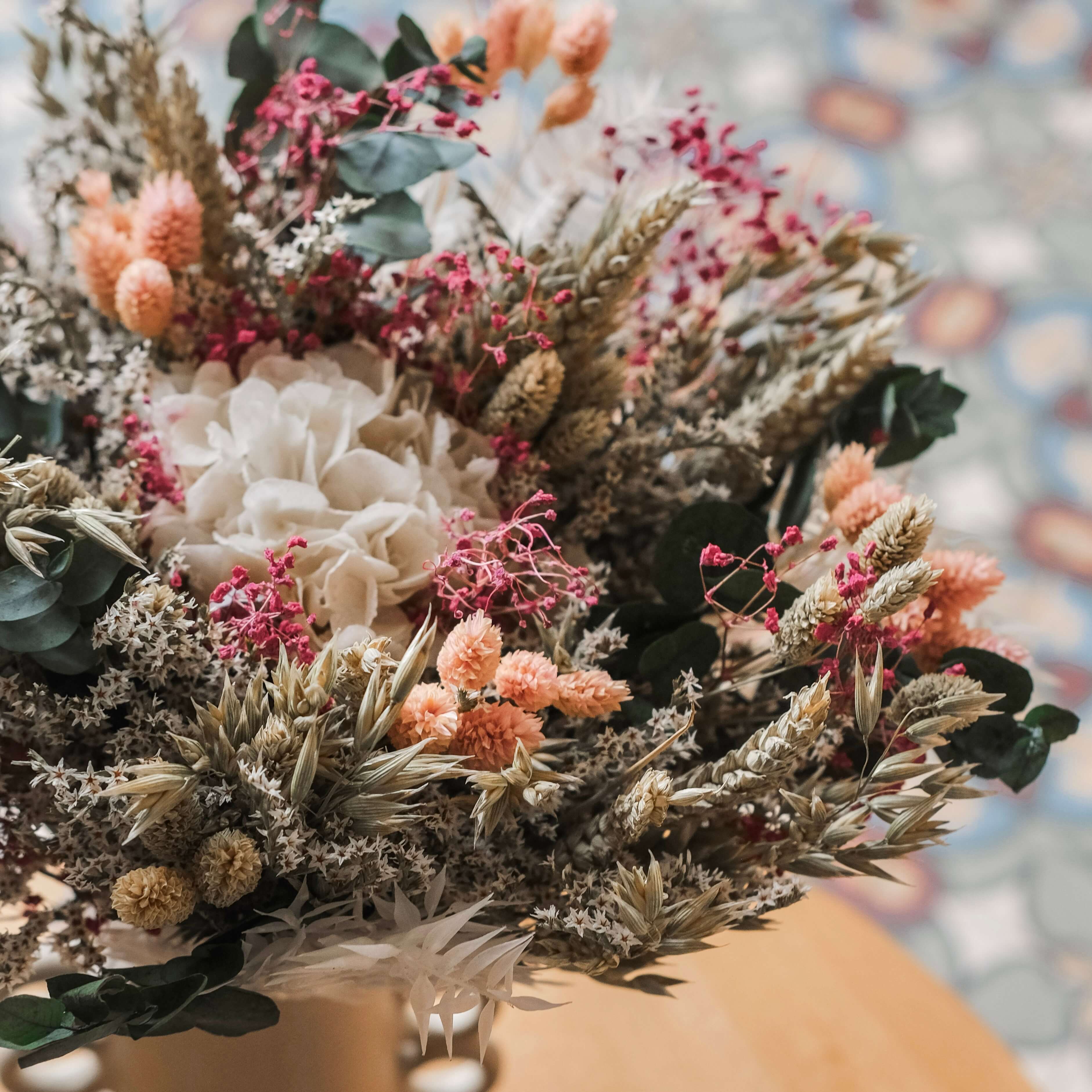 Flowrette Hector bouquet fleurs sechees stabilisees rose S
