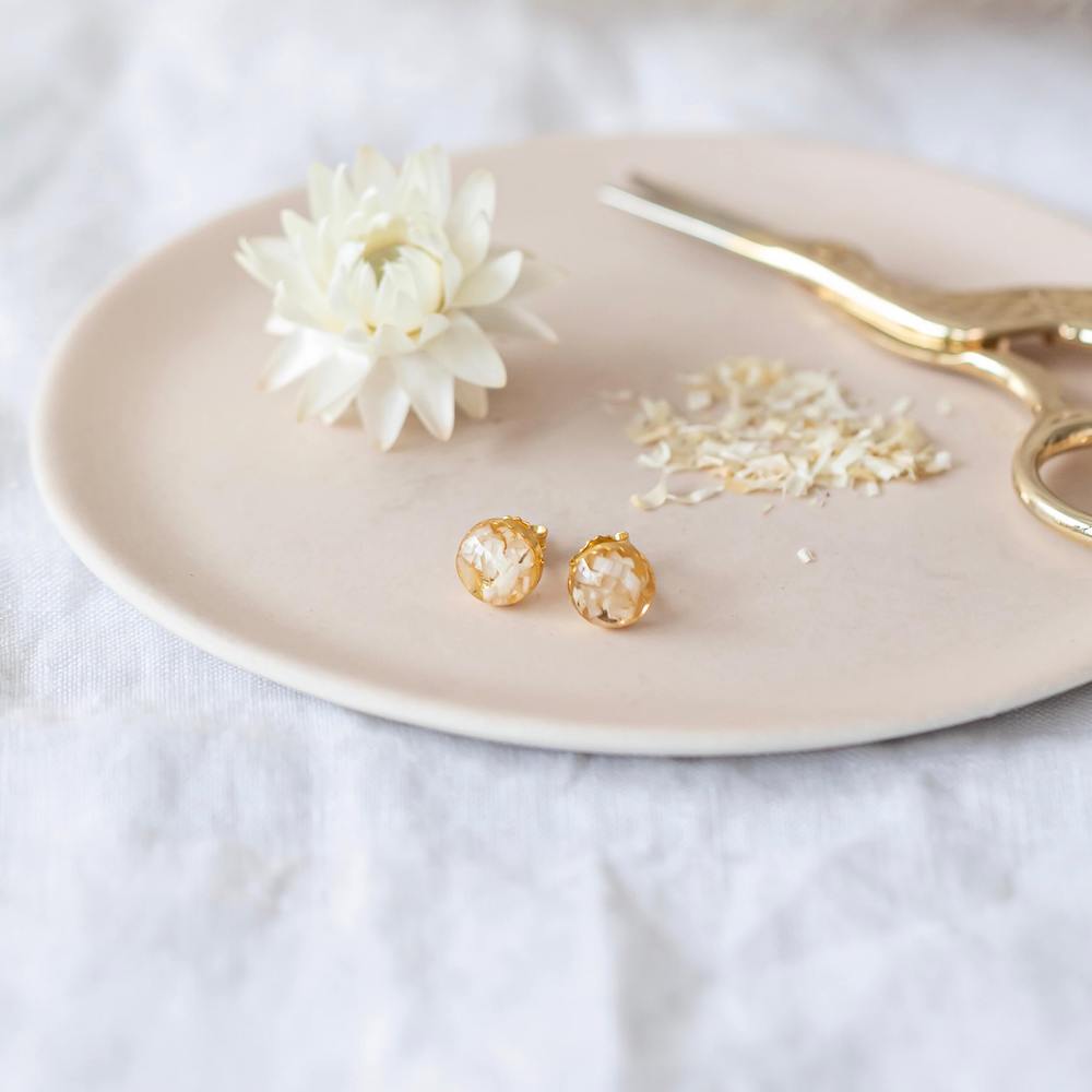 Flowrette kit DIY petites boucles d’oreilles blanches bijou fleuri