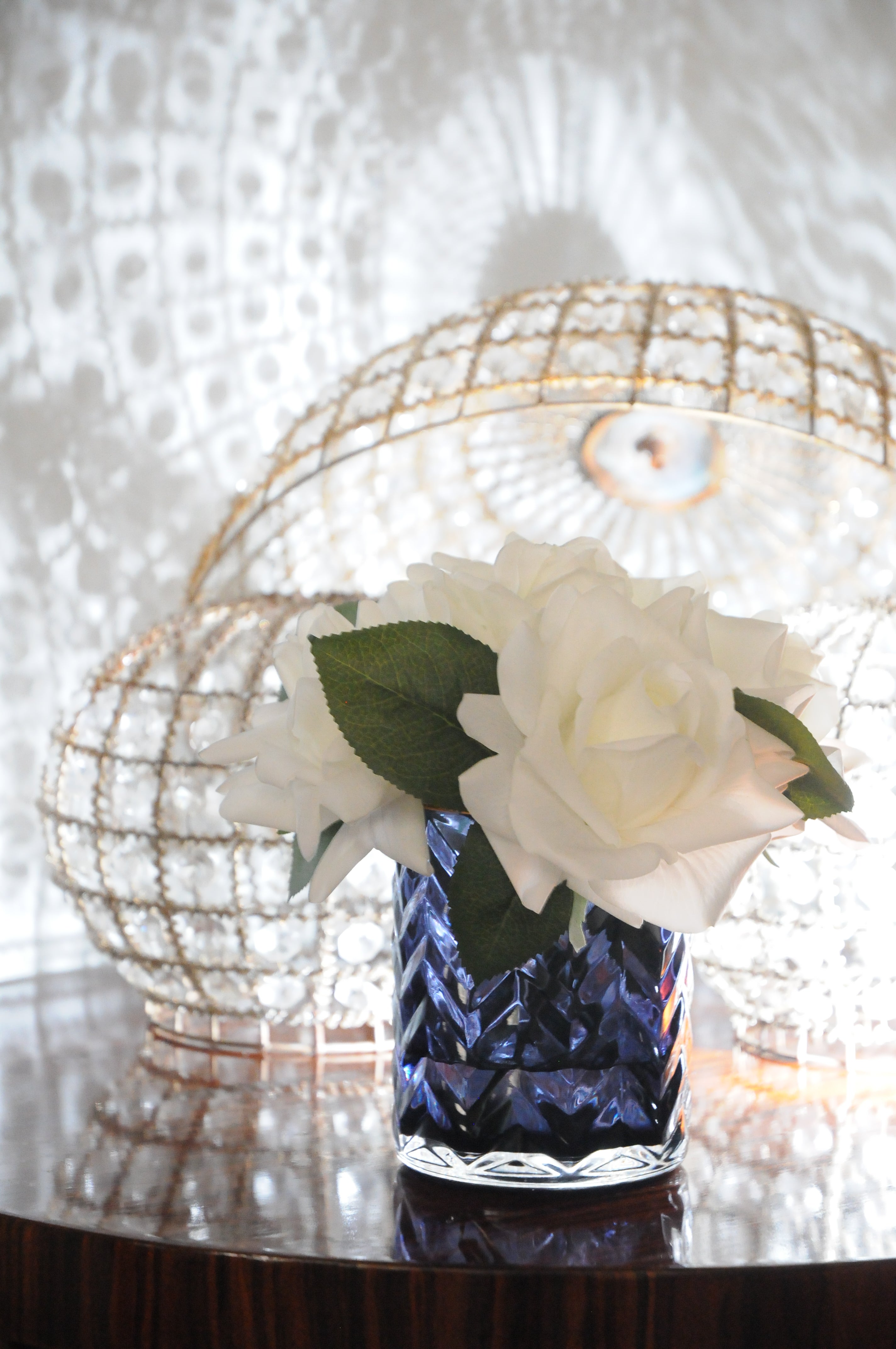 Côte Noire Herringbone fleurs roses blanches HCF04 bleu
