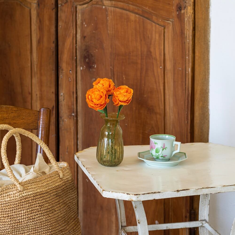 Flowrette renoncule en papier orange tige à l’unité déco durable