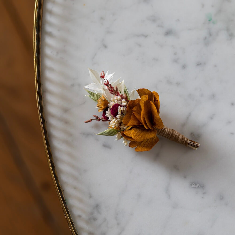 Flowrette Andréa boutonnière mariage fleurs séchées