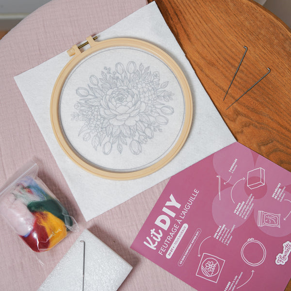Flowrette Pivoine kit feutrage à l'aiguille DIY
