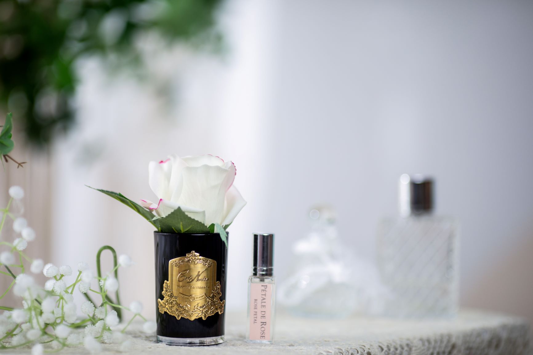 Côte Noire Perfumed GMRB42 bouton rose blush vase noir