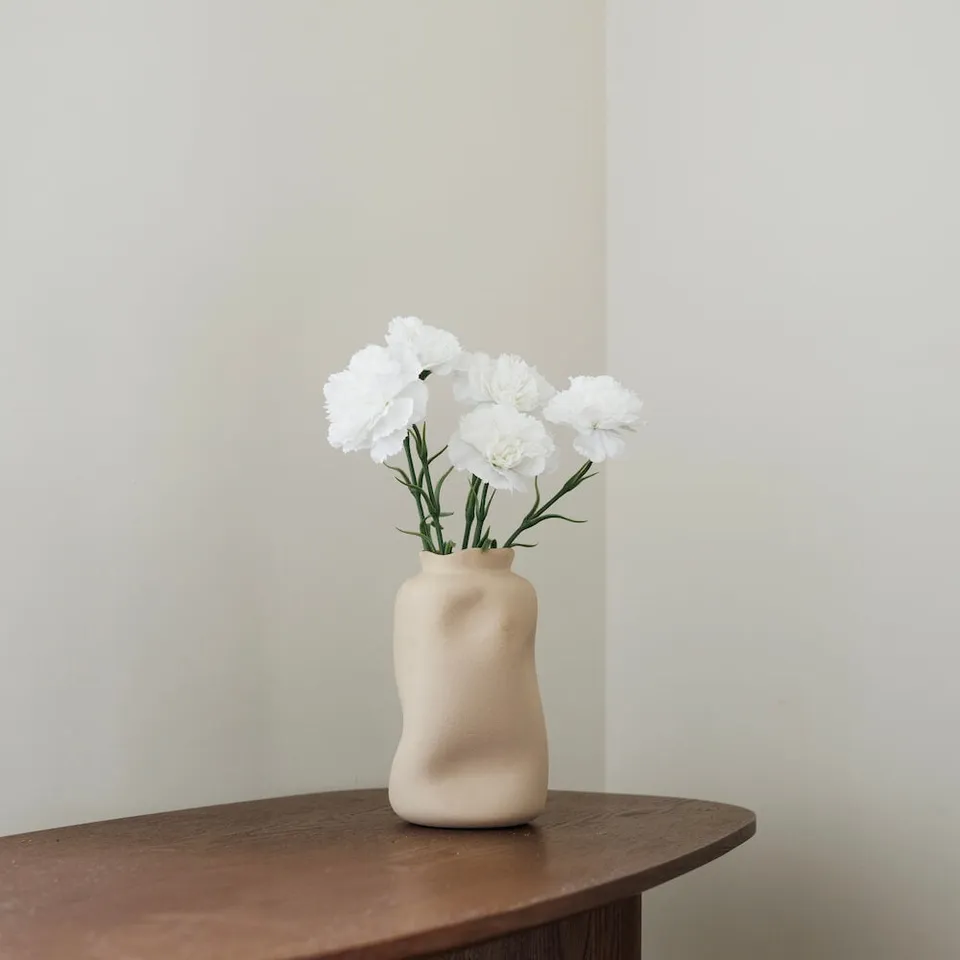 Flowrette Oeillet blanc fleur artificielle Real Touch x1