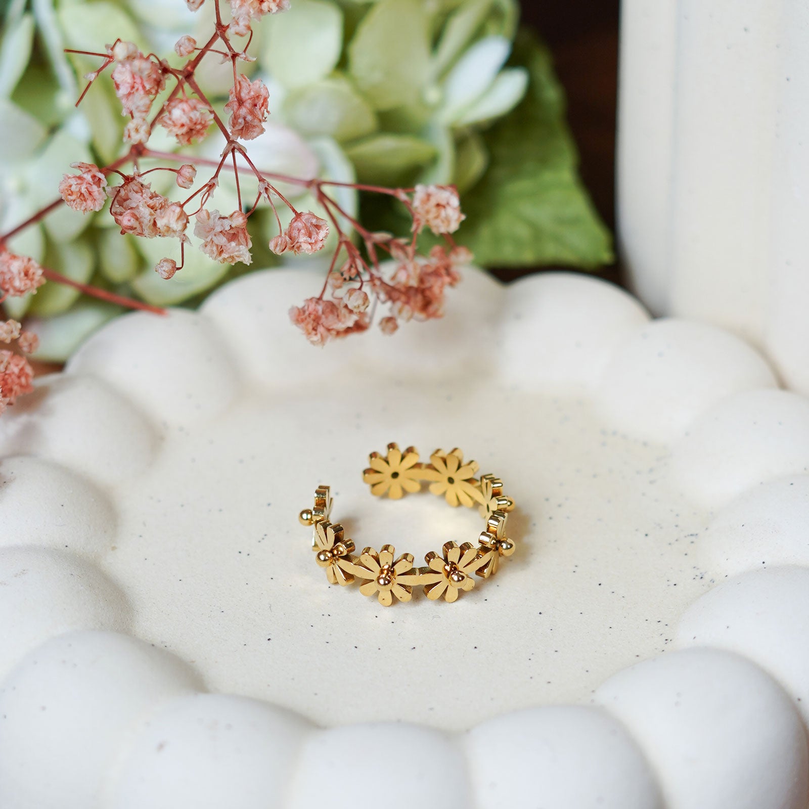 Flowrette Marguerite bague fleur dorée écrin cadeau