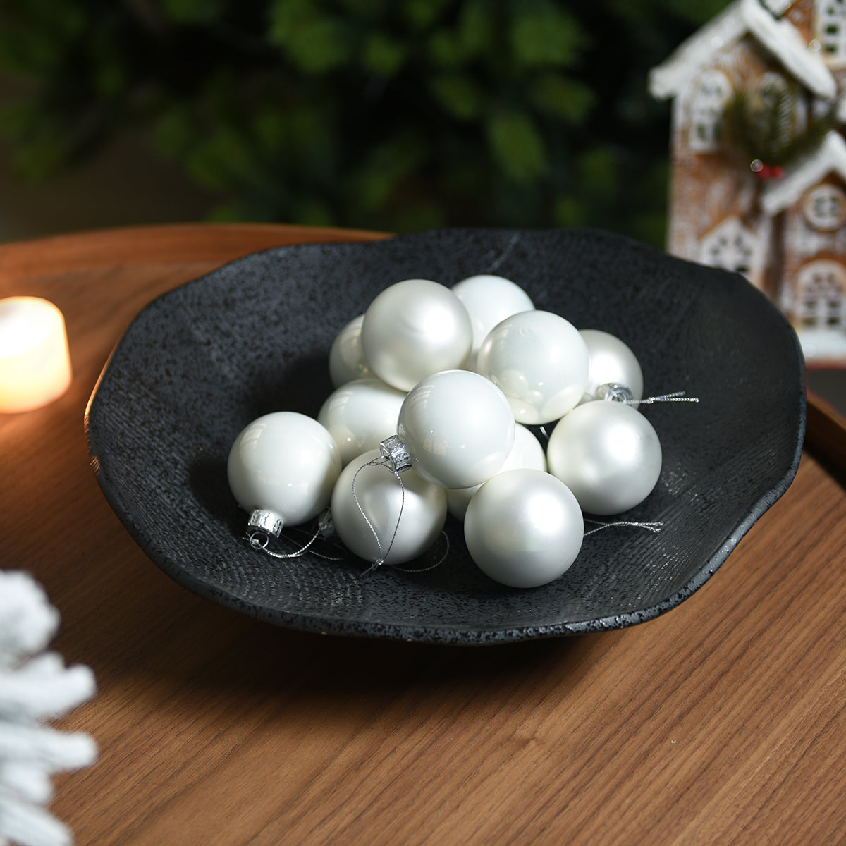Sia Home coffret 12 boules de Noël sapin blanc rouge marron 6 cm