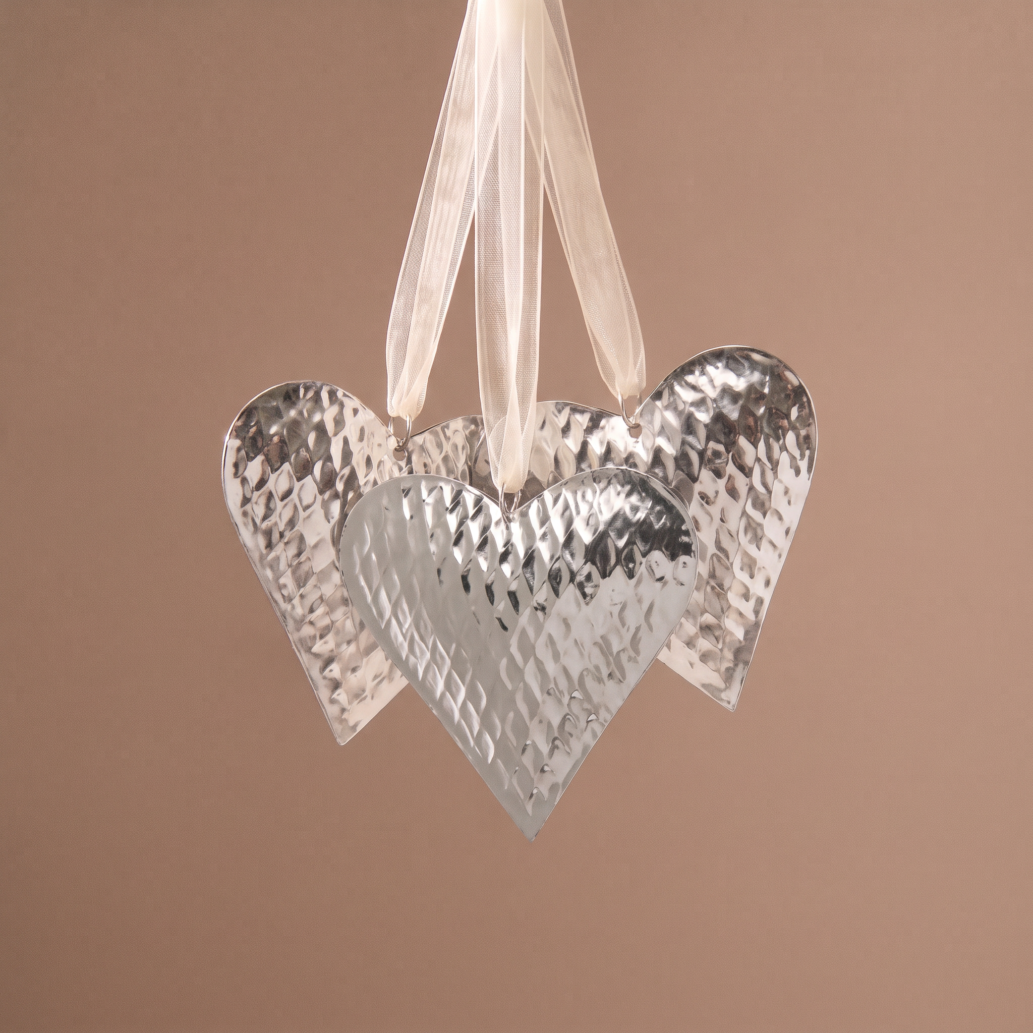 Sia Coeur Métal Suspension Noël Argenté 15 cm