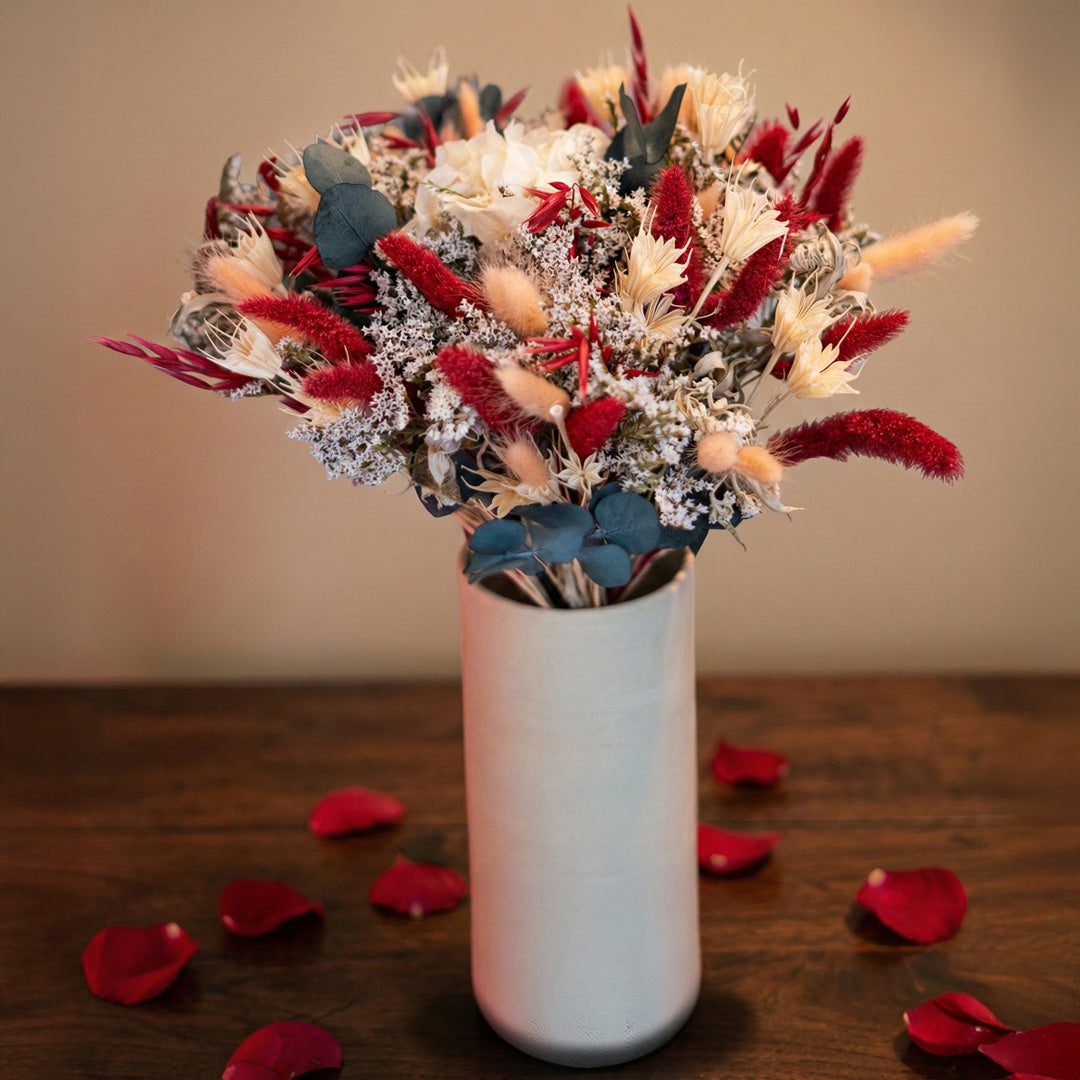 Flowrette Cupidon bouquet fleurs séchées M hortensia blanc