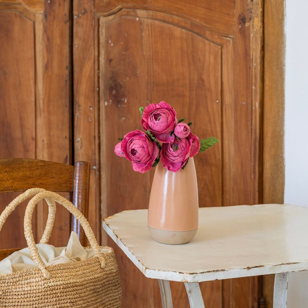 Flowrette Rose Queen rose en papier fuchsia x1 tige