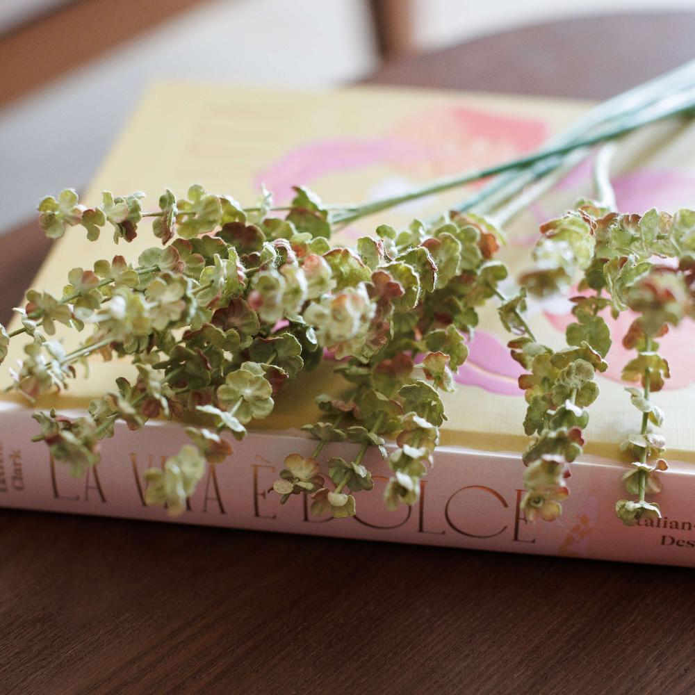Flowrette Fleurs en papier Brins d'astilbe vert fleur x1 verdure