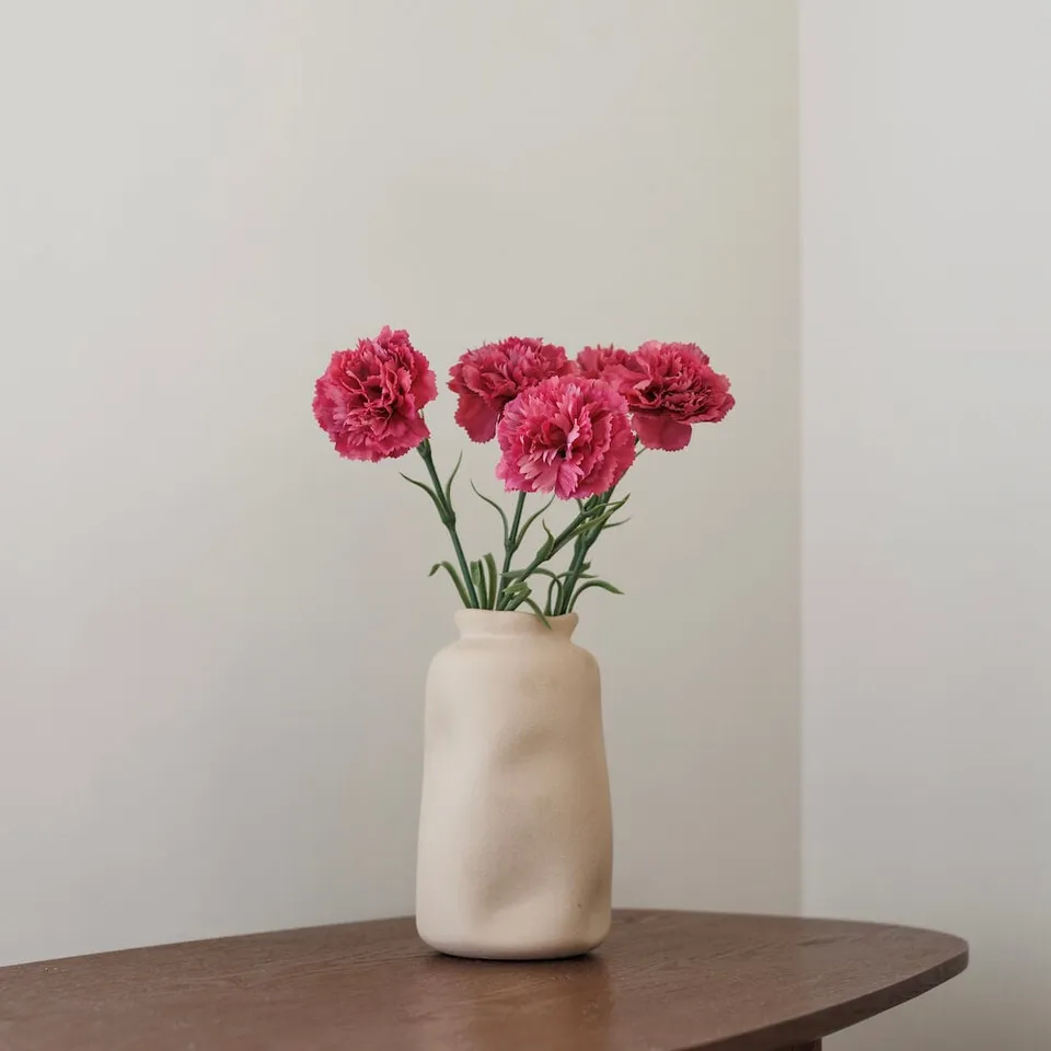 Flowrette Oeillet rose foncé fleur artificielle x1