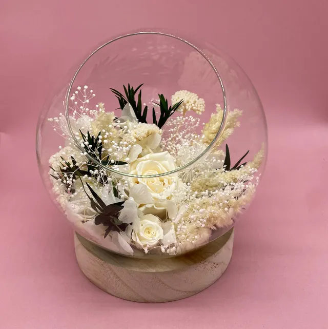 Ateliers Ouchamp Rue de Sévigné bulle fleurie hortensia 20 cm