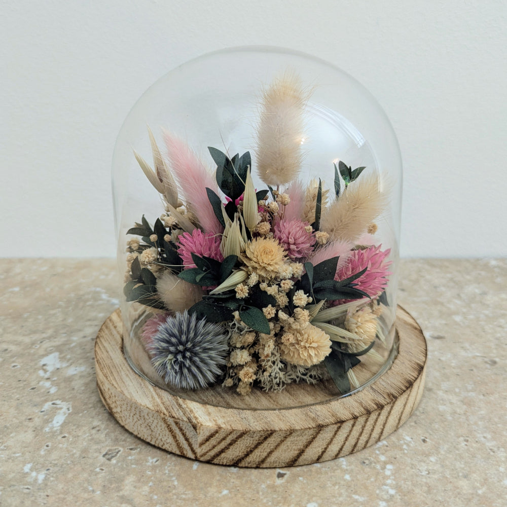 Nymaya Pont des Amours cloche fleurs séchées roses